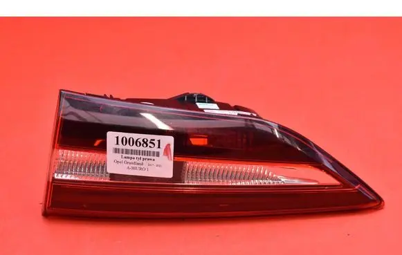 Opel Grandland X Rear/tail lights YP00016480