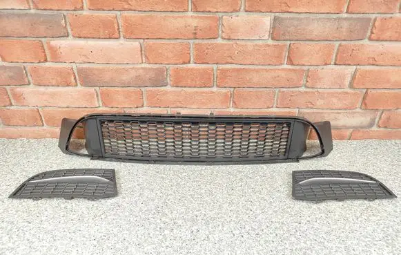 BMW 5 F10 F11 Front bumper lower grill 8049347 8063434 8055133