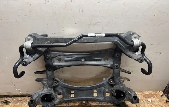 BMW X4 F26 Front subframe 77160236