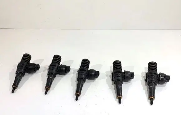 Volkswagen Touareg I Fuel injectors set 07Z130073F