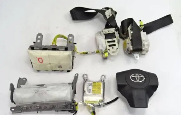 Toyota RAV 4 (XA30) Airbag set 