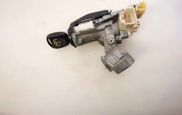 Toyota Corolla Verso E121 Ignition lock 8978313010 89783-13010