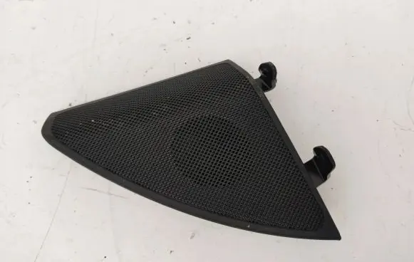 Mercedes-Benz C W205 Front door speaker cover trim A2057200246 18321224