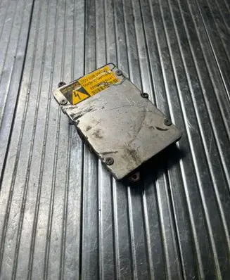 Audi A6 S6 C6 4F Headlight ballast module Xenon 5DV00829000
