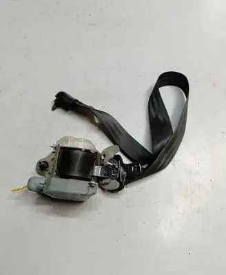 Hyundai i30 Front seatbelt 888202R900 7P1620P