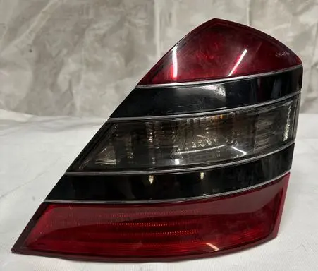 Mercedes-Benz S W221 Rear/tail lights A2218200264 456002
