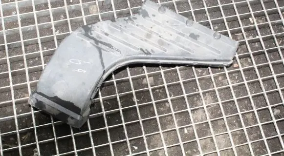 KIA Sorento Air intake duct part 282102P100