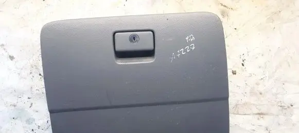 Toyota Avensis Verso Glove box 5555044030 55552-44030