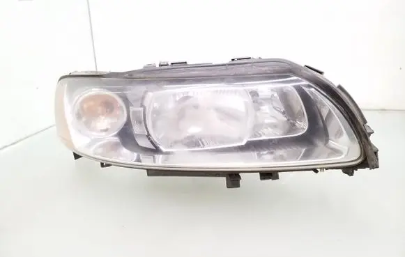 Volvo XC70 Headlight/headlamp 30784250 89034934