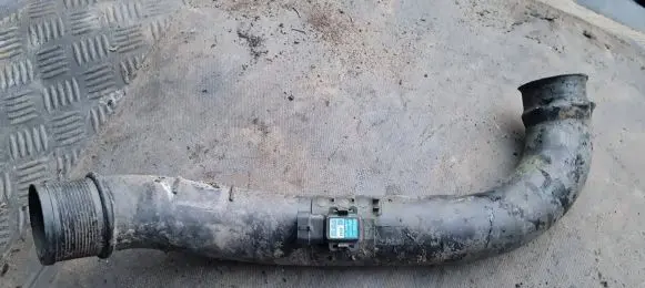Volvo S40, V40 Intercooler hose/pipe 30620813
