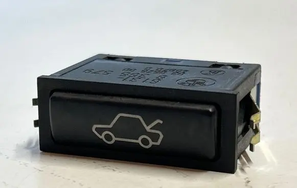 BMW X5 E53 Tailgate opening switch 8365579 6131 459700
