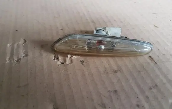 BMW 3 E90 E91 Front indicator light 