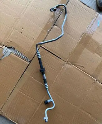 Mercedes-Benz E W212 Air conditioning (A/C) pipe/hose A2128301416