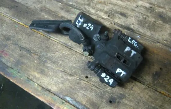 Honda Legend Rear brake caliper