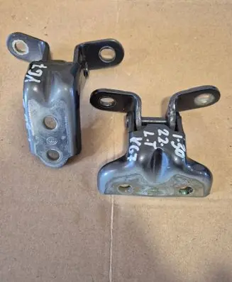 Hyundai i30 Rear door hinge set 
