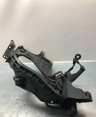 Audi A5 8T 8F Headlight/headlamp mounting bracket 8T0805608D 8T0955102D