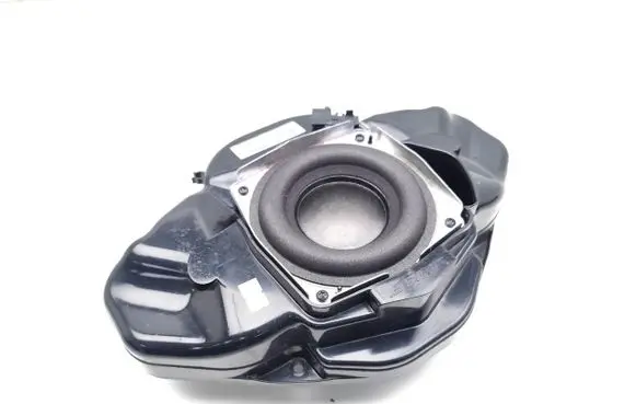 Audi A8 S8 D4 4H Subwoofer speaker 4H0035297 3168510010