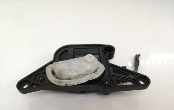Hyundai H-1, Starex, Satellite Air flap motor/actuator