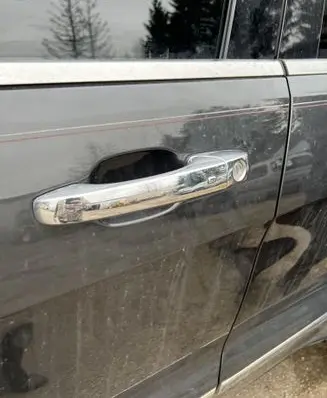 Jeep Grand Cherokee Front door exterior handle 