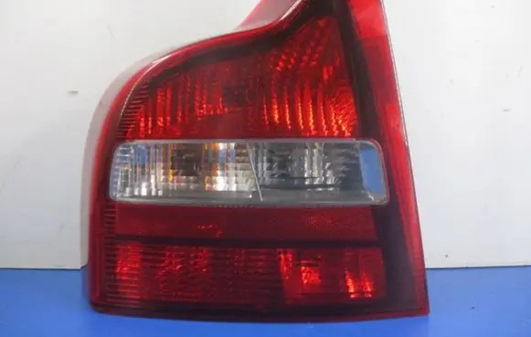 Volvo S80 Rear/tail lights 2VP007962-01