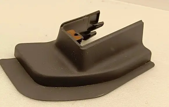 Chrysler Pacifica Front passenger seat rail trim 5RT23TRMAB MT19902 66592