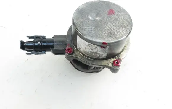 Renault Clio II Vacuum pump 