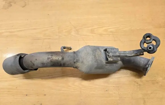 Mazda CX-7 Rear muffler/silencer tail pipe 