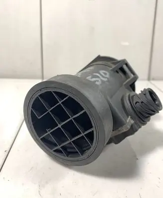 BMW 5 E39 Mass air flow meter 1730033