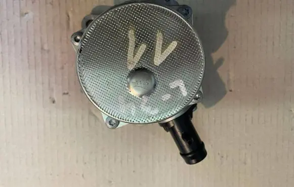 Dacia Dokker Vacuum pump 146505272R 705641000