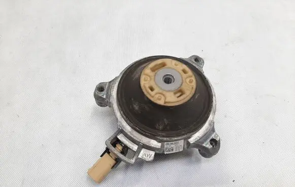 Audi A8 S8 D5 Gearbox mount 4M0399202E