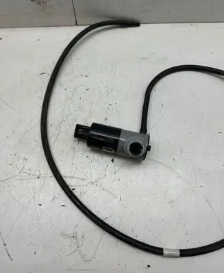 Volvo C40 Windscreen/windshield washer pump 32274158 749909 20220409A