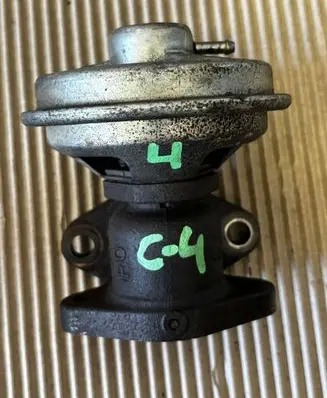 Opel Antara EGR valve 96440383