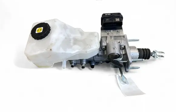 Master brake cylinder