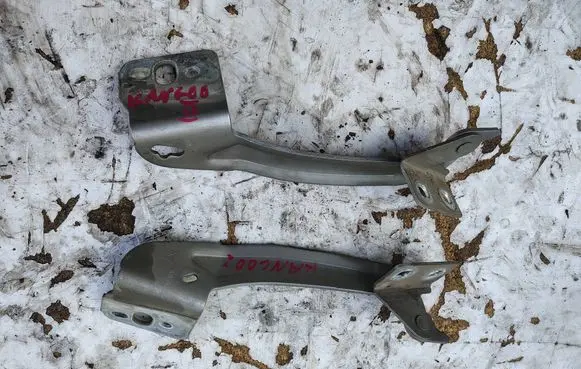 Renault Kangoo II Engine bonnet/hood hinges 