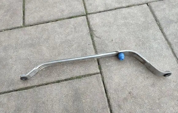 BMW X3 G01 Fuel tank mounting bracket 7404150