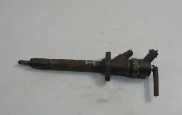 Audi A6 S6 C8 4K Fuel injector 9637277980
