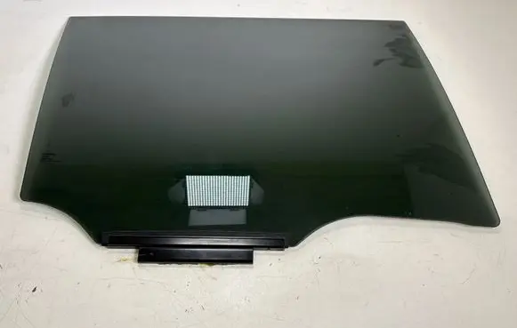 Subaru Outback (BT) Rear door window glass DOT1038AS3M7040