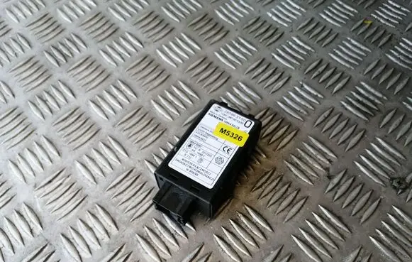 Nissan X-Trail T30 Door central lock control unit/module 285963Y50 5WK46472B