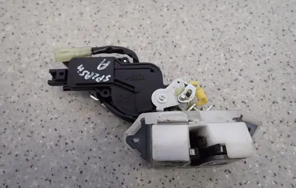Suzuki Splash Tailgate/trunk/boot lock/catch/latch 