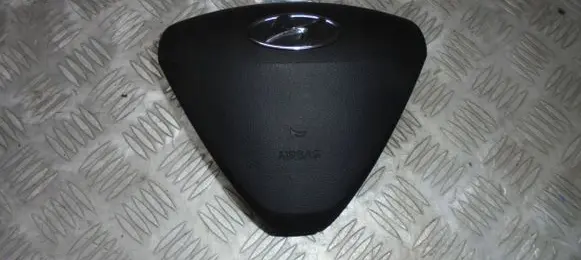 Hyundai Veloster Steering wheel airbag