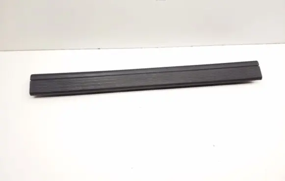 Mercedes-Benz GLK (X204) Front sill trim cover A2046861136