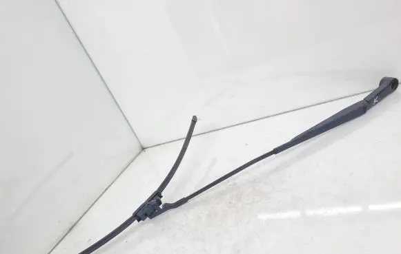 Citroen C4 I Picasso Front wiper blade arm 9684103580