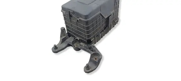 Volkswagen PASSAT B7 Battery tray 1K0915325B