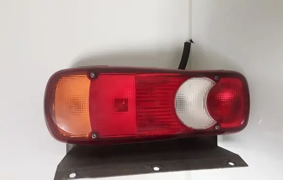Nissan Navara D40 Rear/tail lights