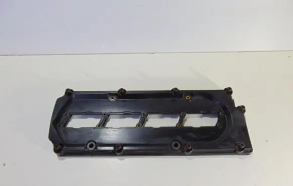 Audi A8 S8 D3 4E Rocker cam cover 057103469H