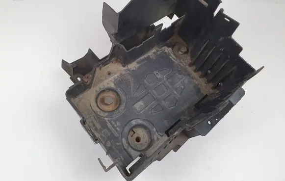Renault Laguna II Battery tray 8200183327