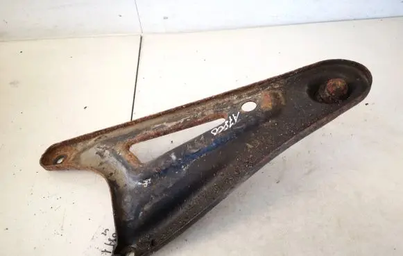 Opel Vectra C Engine mounting bracket