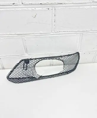 Front bumper lower grill