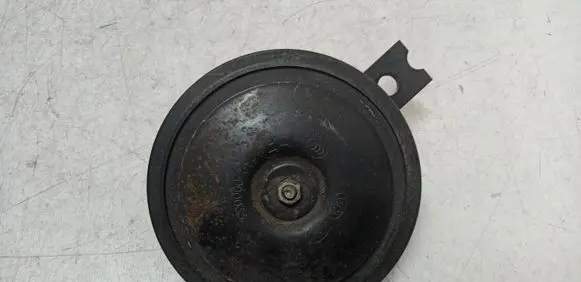 Hyundai Santa Fe Horn signal 9662026100 A046602