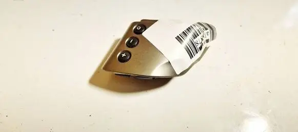 Steering wheel buttons/switches